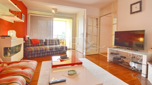 COMFORTABLE APARTMENT of 130 m2 in Lapad - Dubrovnik on attractive location 